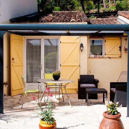 Le Pigeonnier Chambre D'Hotes La Provenc'Ane Салерн Екстериор снимка